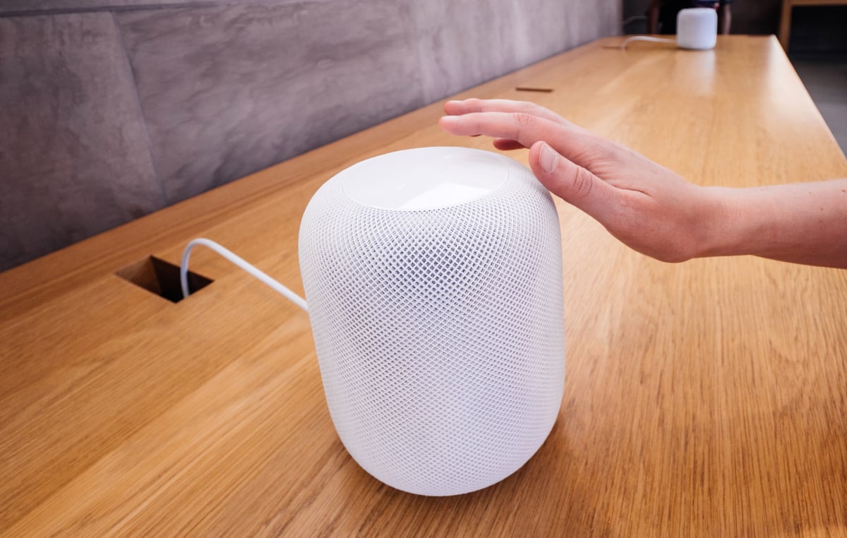 Apple Homepod in store - deposit - ifeelstock 1200