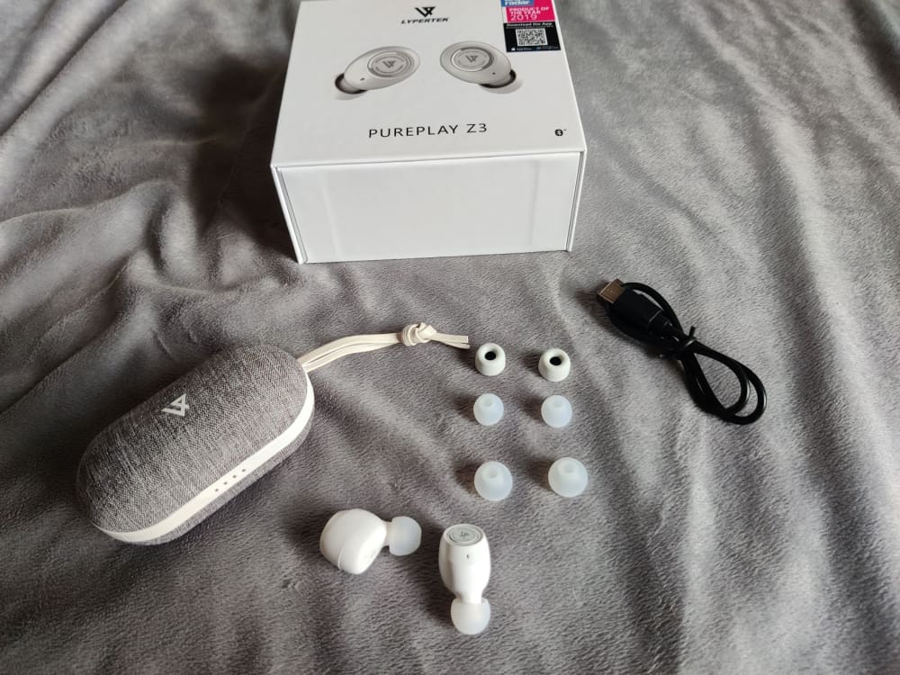 Lypertek Z3 in the box