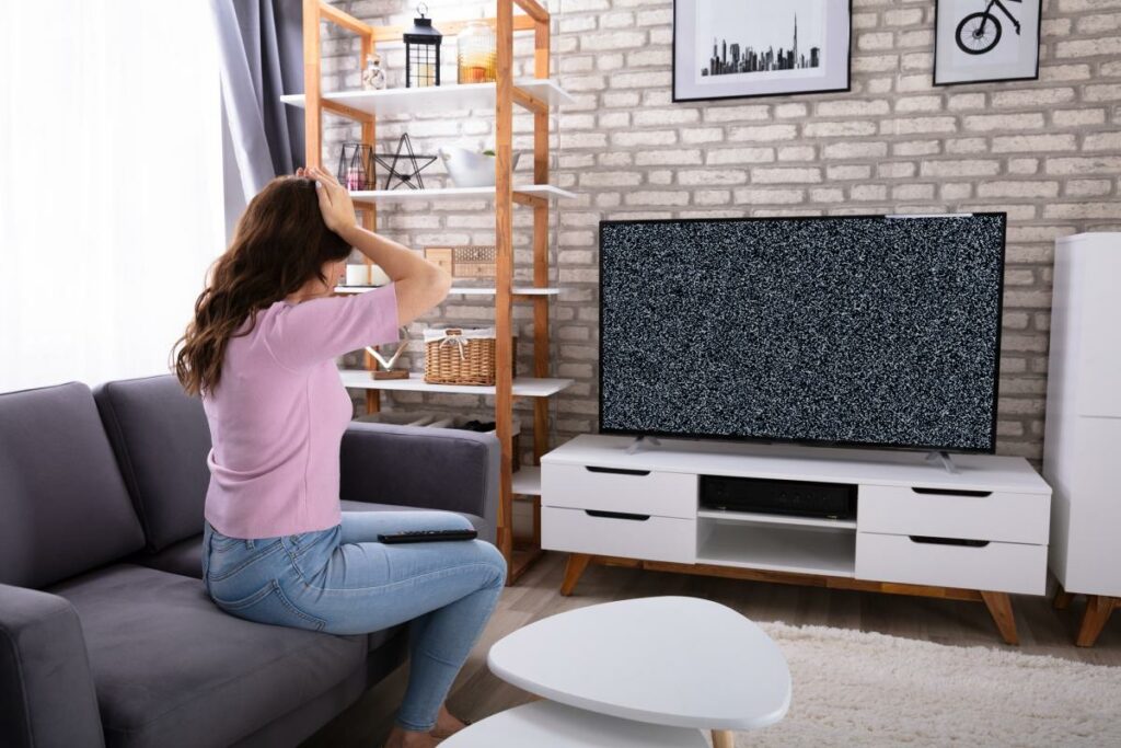 Angry woman tv broken no signal