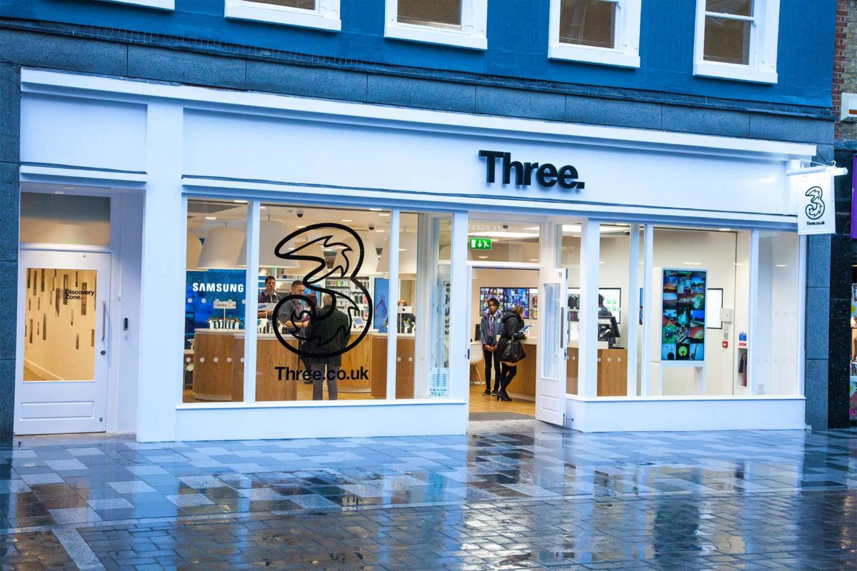Three UK Mobile store Maidenhead publicity