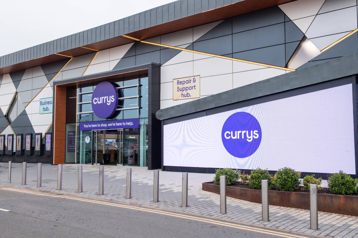 Currys store