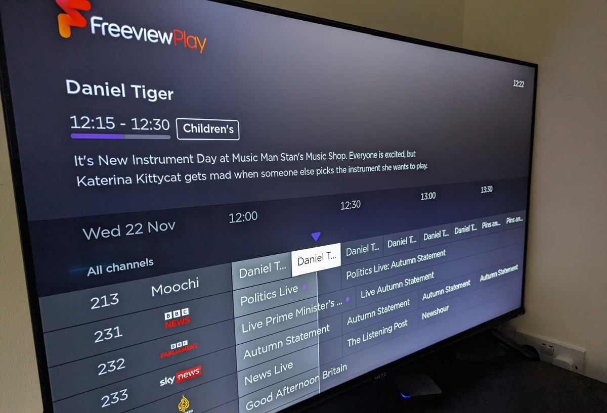 Freeview Guide Moochi