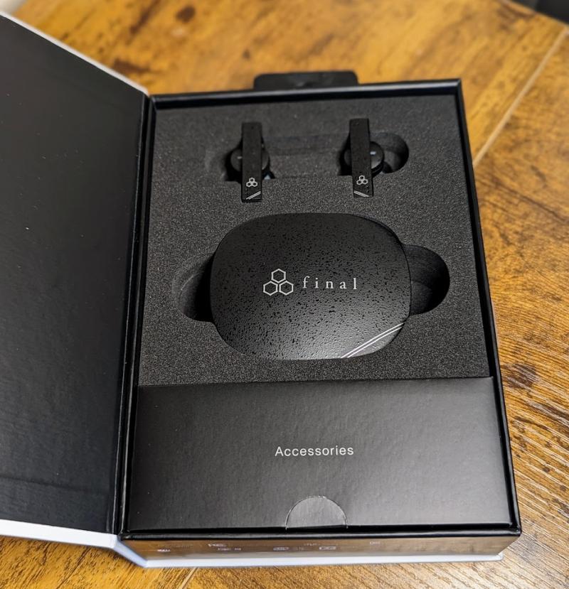 Final ZE8000 MK2 earphones unboxing