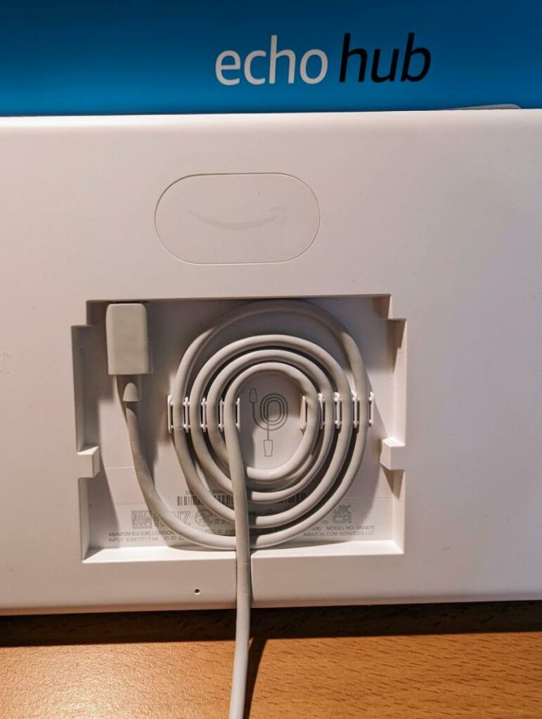 Amazon Echo Hub back cable