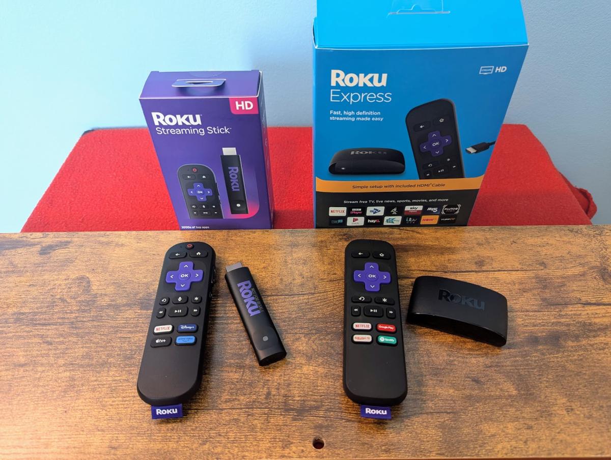 Roku Streaming Stick 2025 vs Roku Express