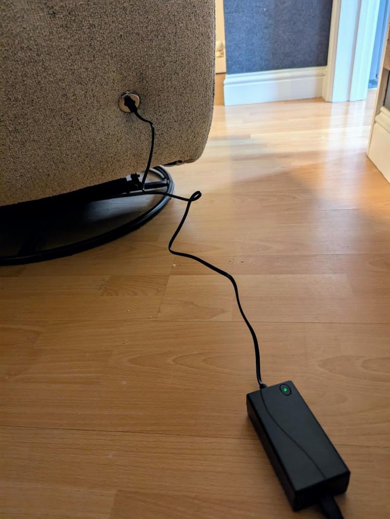 Sofa Club Thea chair power cord