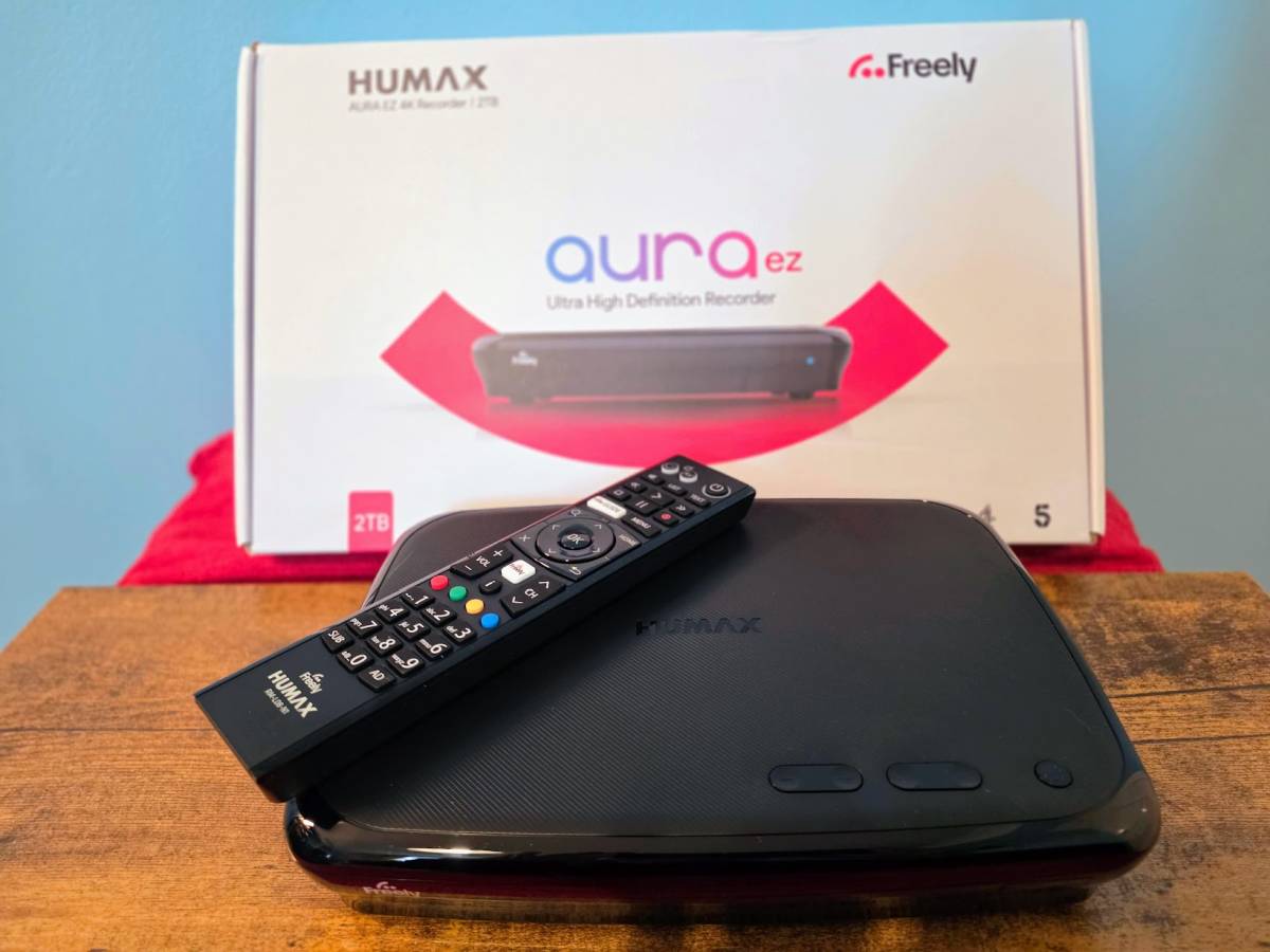 Humax Aura EZ box brown hero Humax Aura EZ box brown hero