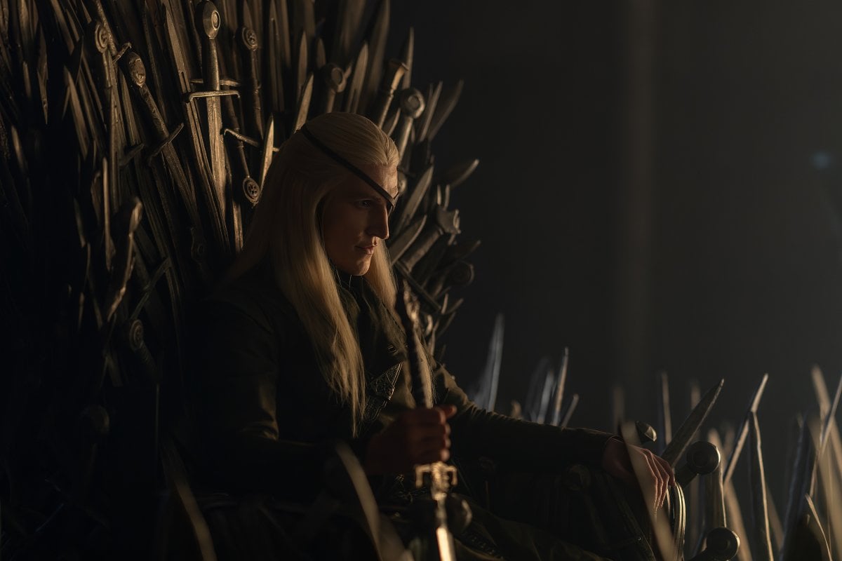 House of The Dragon S3 Throne
